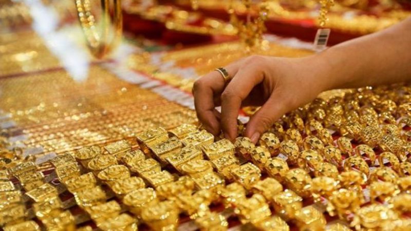 mo thay mat vang 2 Mộng người thân bị mất nhẫn cưới bằng vàng